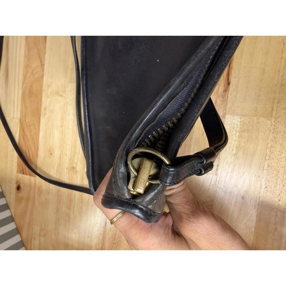 Early NYC Vintage Coach Black Leather Crossbody Bag USA Made - Picture 5 of 7